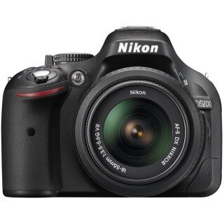 Nikon D5200 18-105mm DSLR Fotoğraf Makinesi kullananlar yorumlar